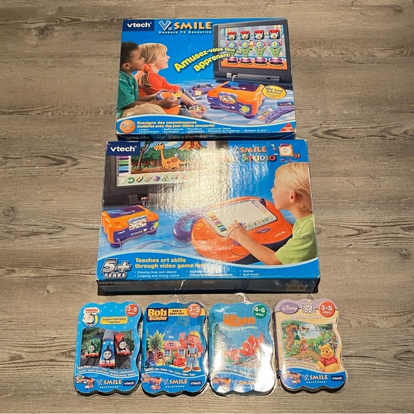 VTech V. Smile Console And Art Studio New Damaged Box + 4 used smartridges - Picture 1 of 10